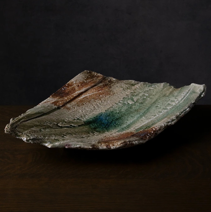 和食器　伊賀灰釉鎬変形長方皿（MA-273） 作家「新学」
