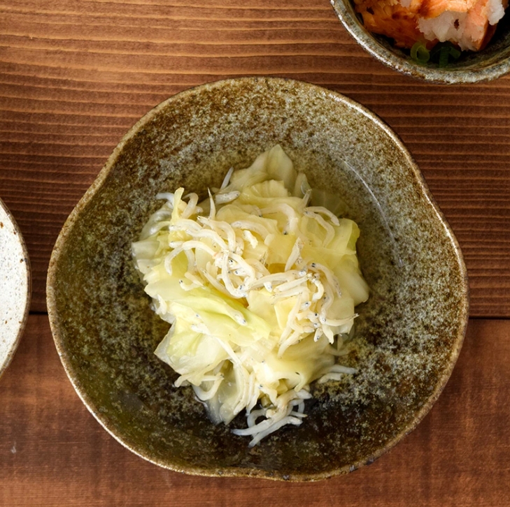 変形三角取り皿　17cm　和食器