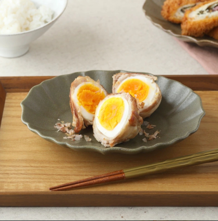 オーバルプレート 18cm LOTUS