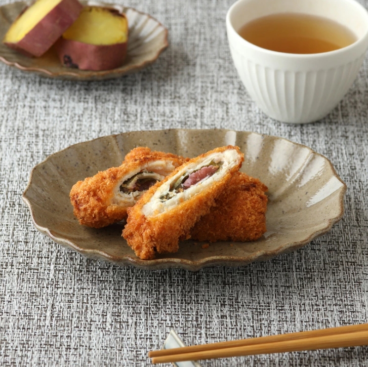 オーバルプレート 18cm LOTUS