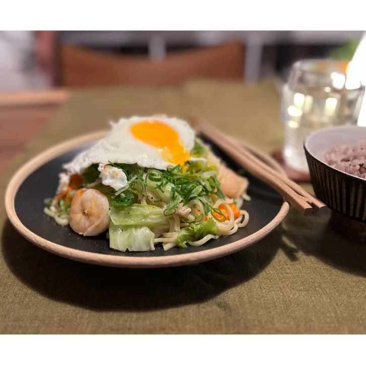 波佐見焼 利左エ門窯 玄マット 八寸皿 陶器 大皿
