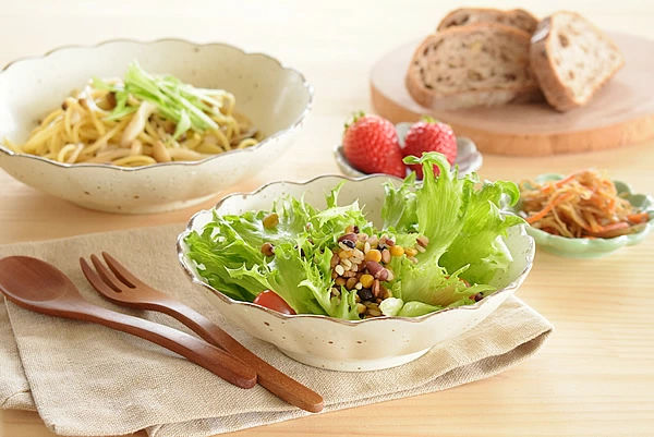 中鉢 白化粧菊形5.5浅鉢 煮物鉢 サラダボウル 美濃焼