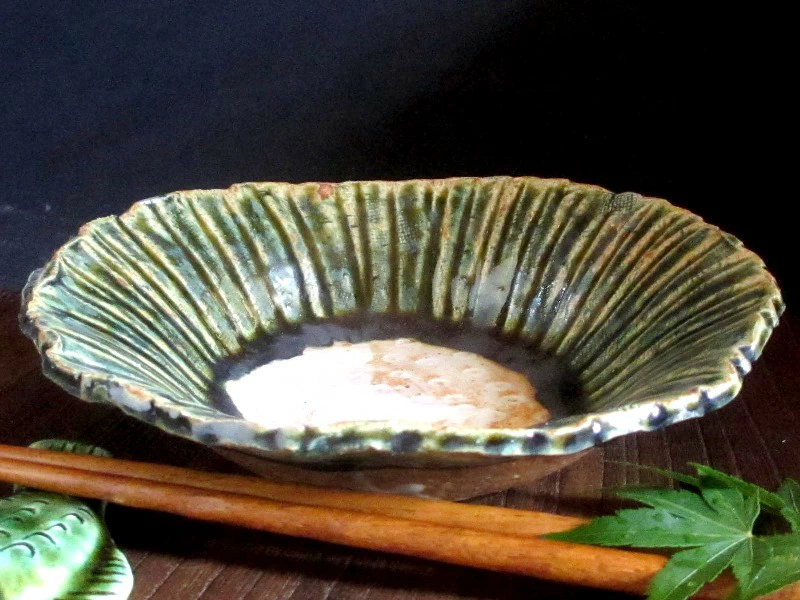 取鉢 ■佐藤和次作 織部 菊形 取鉢