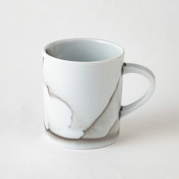 森修焼（しんしゅうやき）シリカ焼 マグカップ 響 容量：320ml（満水時）
