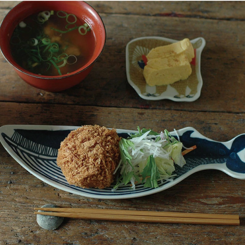 KATA KATA 印判手皿(クジラ)