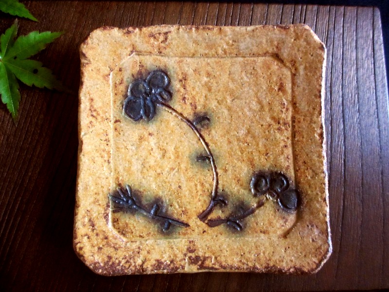 角皿 ■ 浜田敦士 黄瀬戸 山柿 花絵 五寸 角皿 (一皿)　